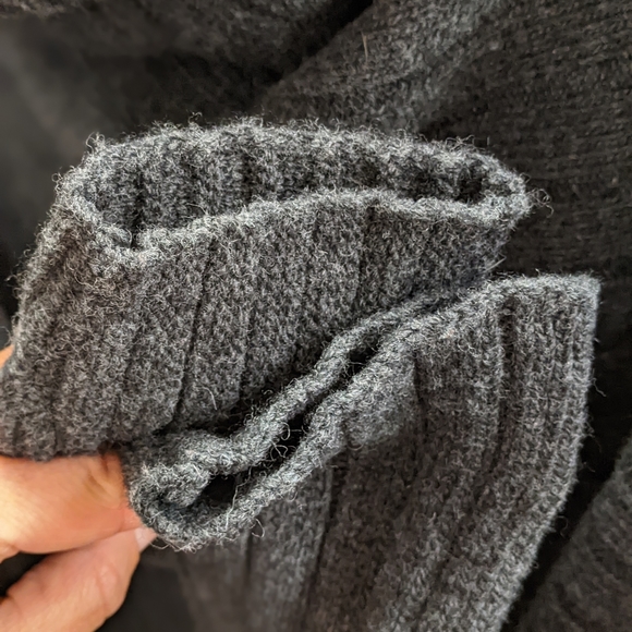 ⚡SOLD⚡STELLA McCARTNEY Asymmetrical Rib Knit Cowl Neck Sweater 100% Virgin Wool - Picture 4 of 8